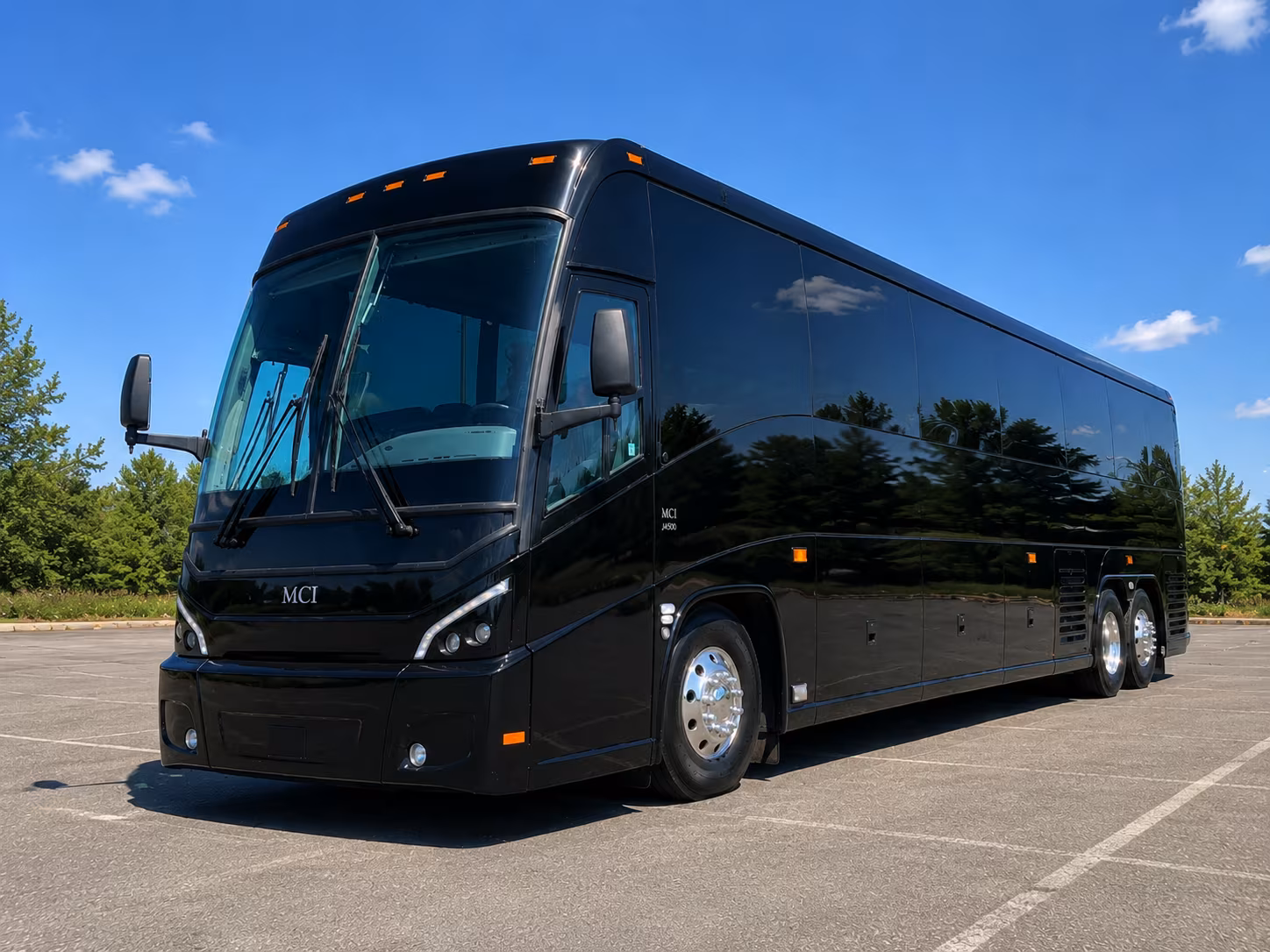 bus rentals to toledo rockets games at the glass bowl and savage arena