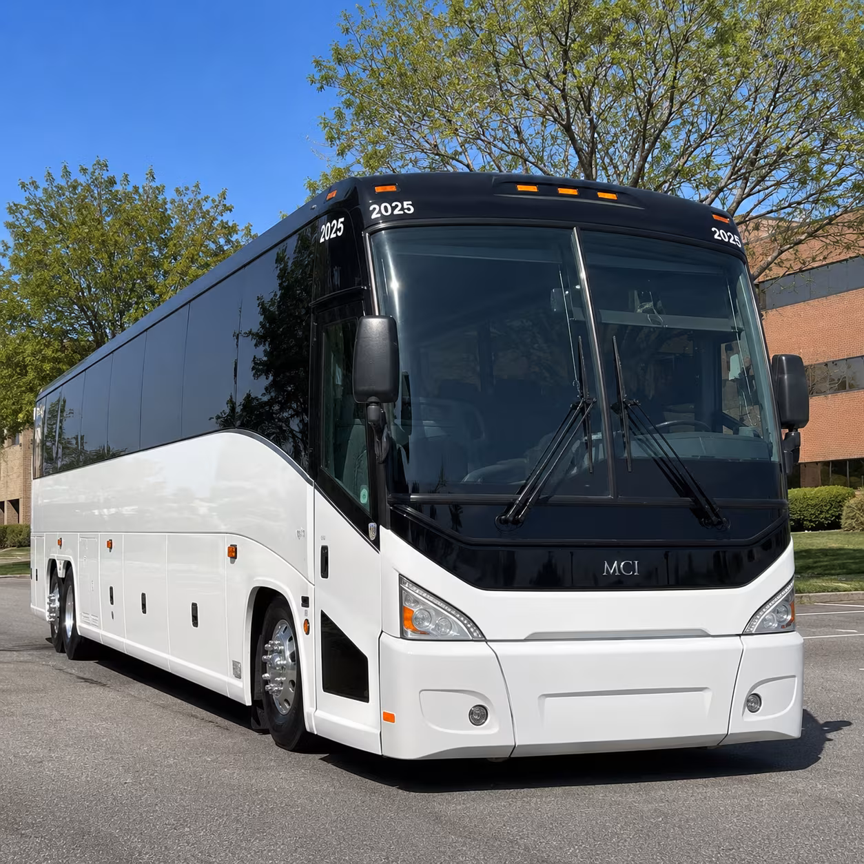 charter bus shuttles for the 180th fighter wing and toledo express airport