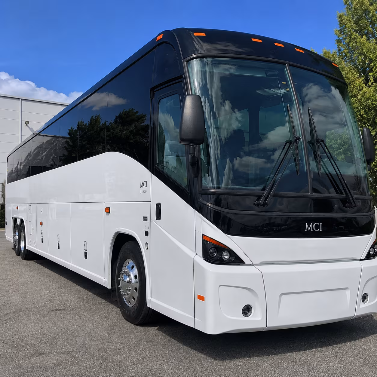 employee shuttle buses for toledo area hospitals and healthcare systems