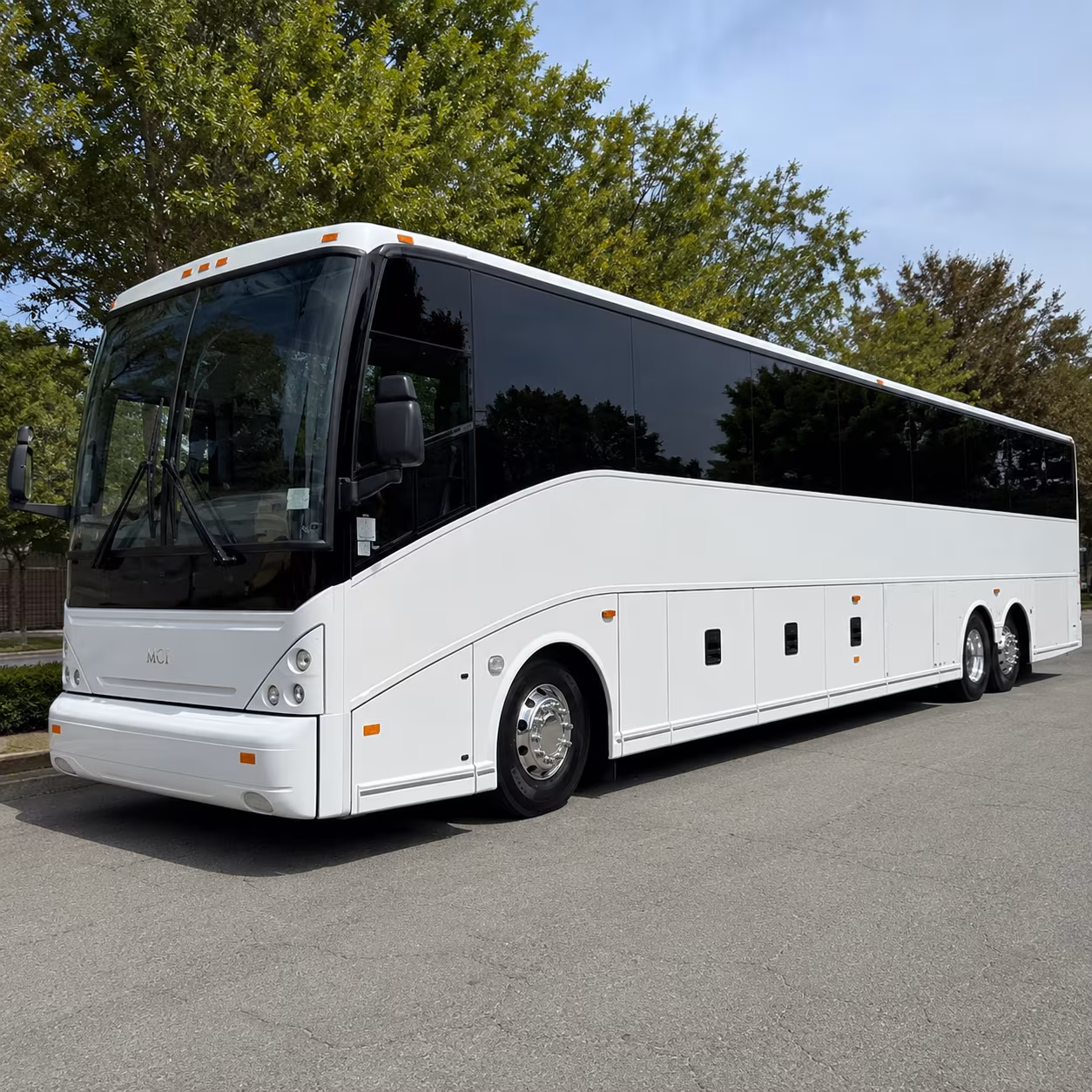 multi stop hotel and group pickup loops before toledo flights