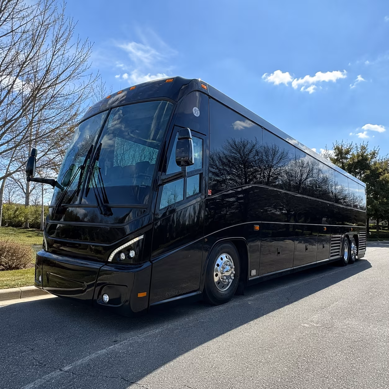 ohio turnpike charter bus trips to cleveland chicago and beyond