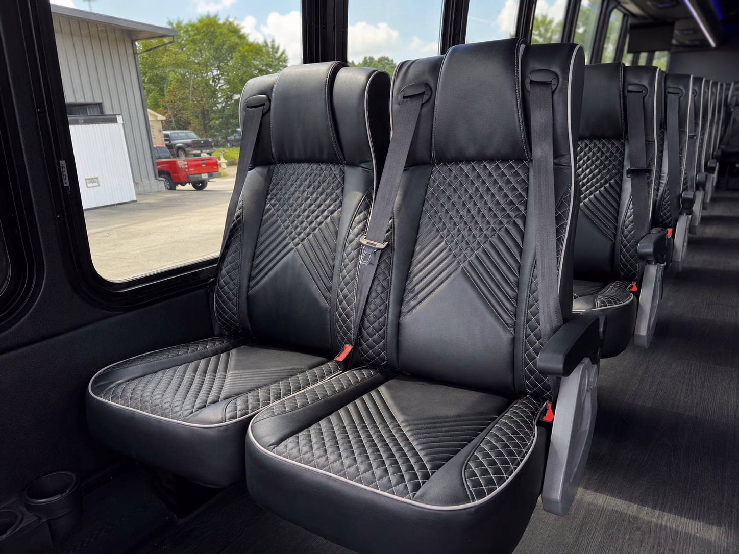 shuttle buses between downtown toledo hotels and ceremony venues