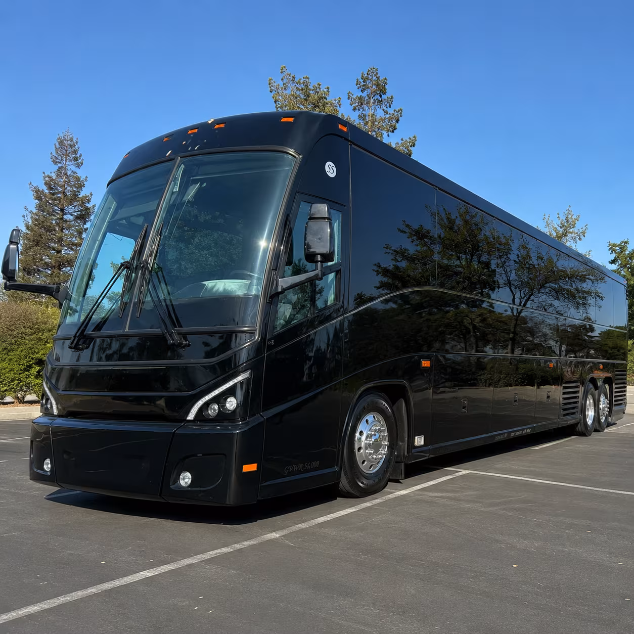shuttle buses to little caesars arena and dte energy music theatre from toledo