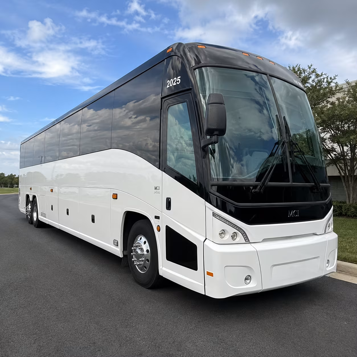toledo jeep fest and festival buses without the parking nightmare