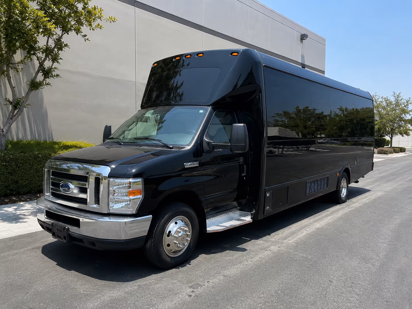 toledo party bus