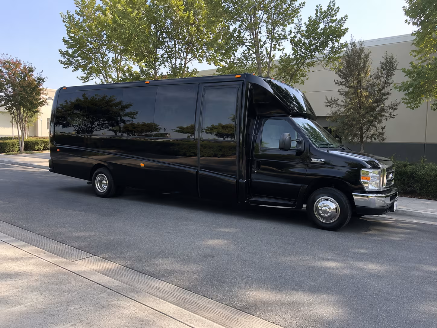 toledo sporting event party bus rental