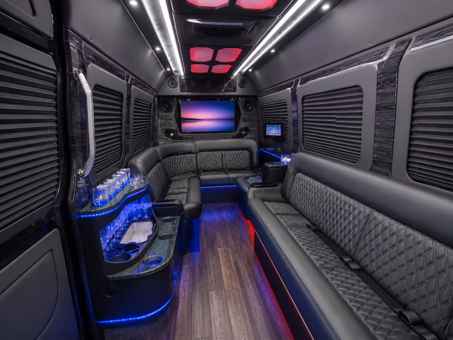 warehouse and distribution center group transportation in toledo